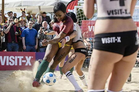 Brezilya ünlü yıldızlar futbol oynarsa! - Resim: 2