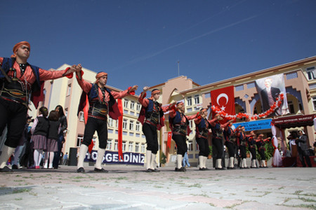 Sincan'da ders zilini Çubukçu çaldı - Resim: 2