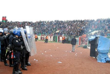 Bursalı futbolcular böyle kaçtı - Resim: 4