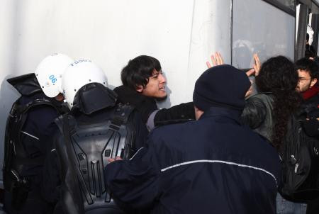 Bu kez Ankara'da dayak yediler - Resim: 3