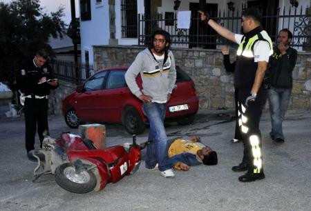 Kendi ambulansını kendi çağırdı! - Resim: 2