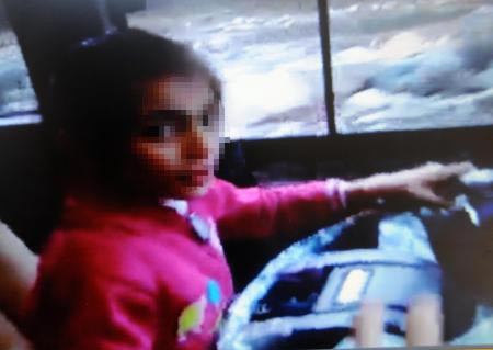 10 yaşındaki servis şöförü şaşırttı - Resim: 1