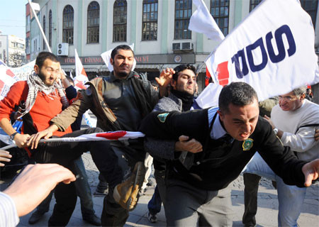 Memur eylemde! - Resim: 4