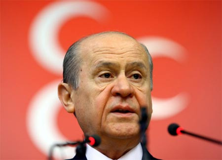 Bahçeli esti gürledi - Resim: 3