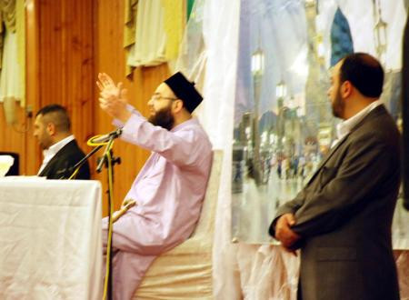 Cübbeli seyirciye laf soktu! - Resim: 2