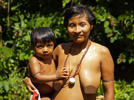 İlk kez görüntülendiler! Maymunlarla çocukları ayırmıyorlar - Resim: 2