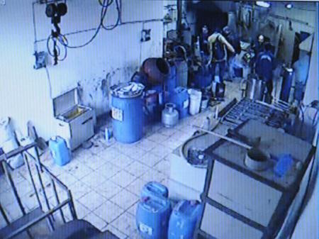 20 külçe altını böyle çaldılar! - Resim: 2