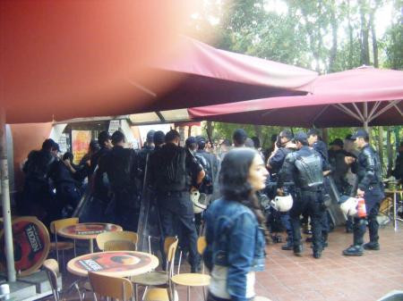 Üniversitede türban kavgası! - Resim: 1