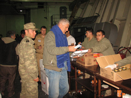 Libya'dan böyle tahliye edildiler - Resim: 4