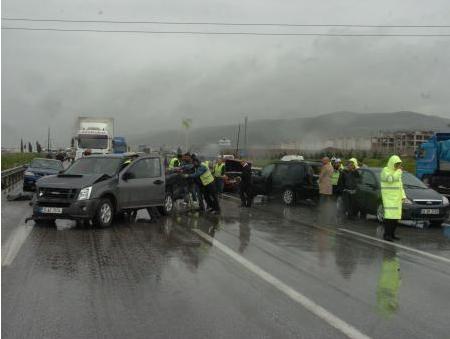 TEM'de böyle kaza görülmedi - Resim: 1