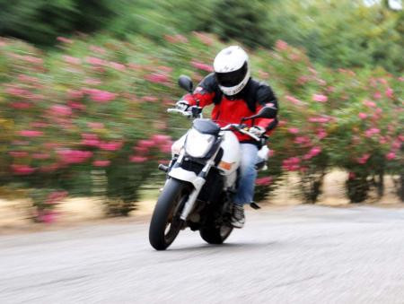 Motosiket tutkunu imam istifa etti! - Resim: 4