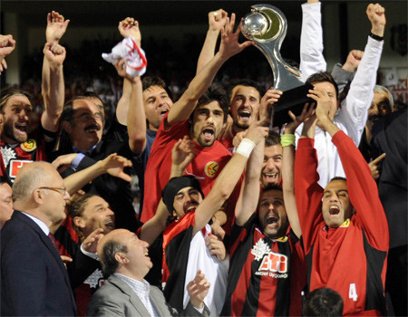 İnönü'de unutulmaz final - Resim: 1