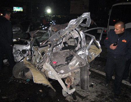 37 araç birbirine girdi - Resim: 1