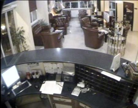 Otelde kanlı infaz! - Resim: 2