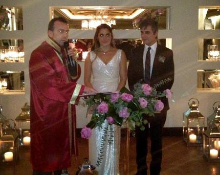Teoman'dan yılın sürprizi: evlendi - Resim: 3