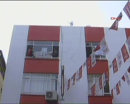 İşçiler işgal etti - Resim: 1