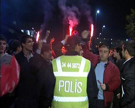 Havalimanında Erbakan izdihamı - Resim: 1