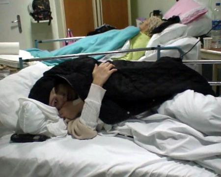 Hastayım ve üşüyorum - Resim: 4