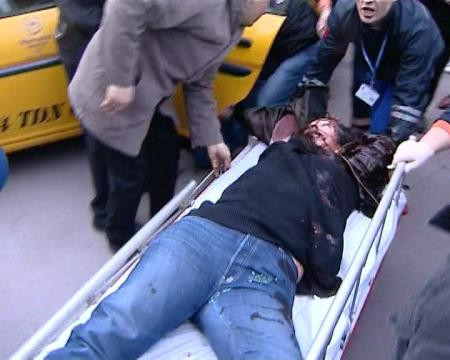 Adliye önünde kanlı infaz - Resim: 2