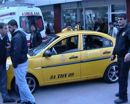 Adliye önünde kanlı infaz - Resim: 4