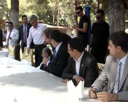 AK Partili vekil az daha düşüyordu - Resim: 1