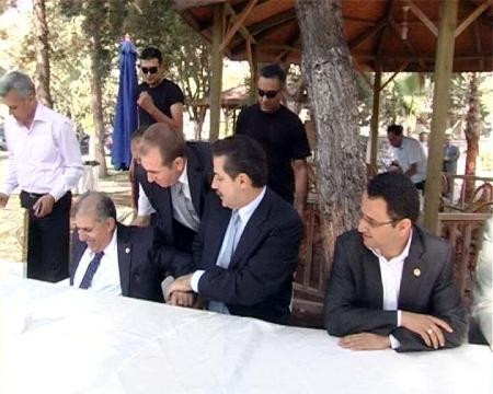 AK Partili vekil az daha düşüyordu - Resim: 2