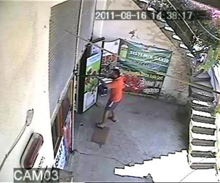 Boşanmak isteyen mühendisin isyanı - Resim: 3