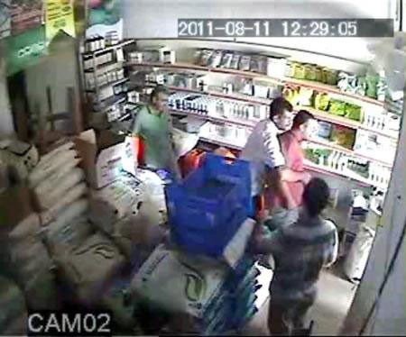 Boşanmak isteyen mühendisin isyanı - Resim: 4