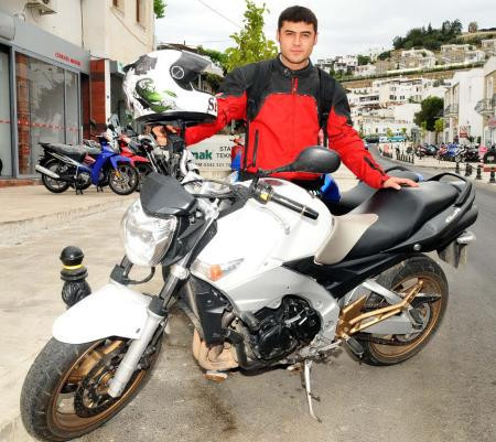 Motosiket tutkunu imam istifa etti! - Resim: 1