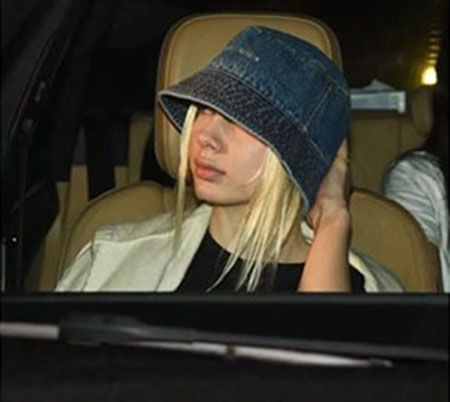 Aleyna Tilki'nin hastane pozu ses getirdi! Milyonluk pembe çantasını boynundan düşürmedi - Resim: 2