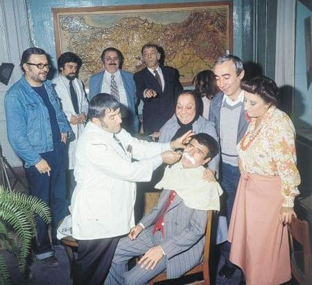 Münir Özkul'un kızından öldü haberlerine tepki! - Resim: 4