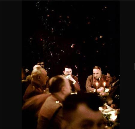 Hitler'in görülmemiş Noel fotoğrafları - Resim: 1