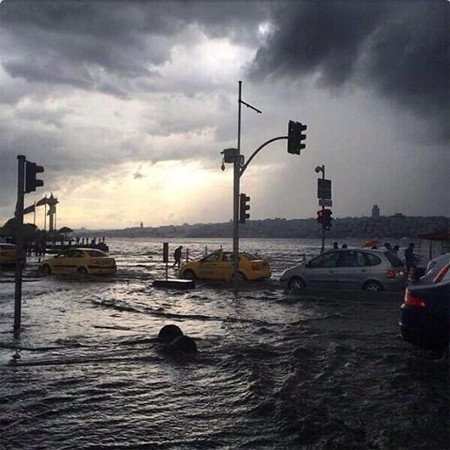 Üsküdar'da inanılmaz görüntüler! - Resim: 1