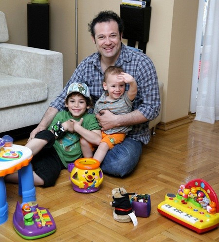 Ünlü oyuncu sessiz sedasız boşanmış ! - Resim: 4