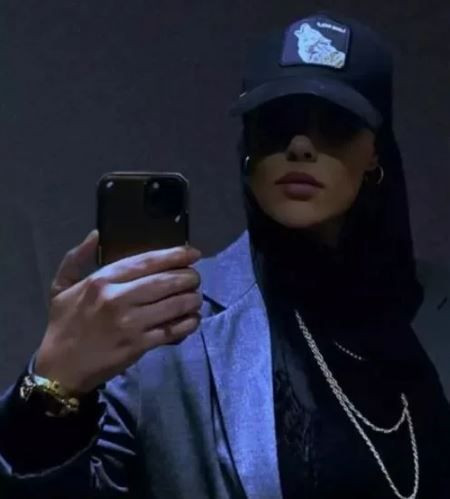 Tuğçe Tayfur bir kapattı bir açtı sonunda itiraf etti! 'Tesettür' sözleri gündem oldu - Resim: 2