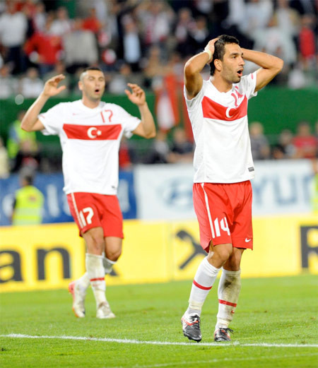 Arda Turan geyikleri - Resim: 4