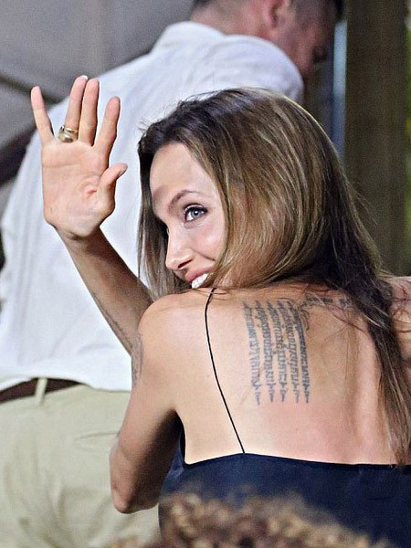 Korkutan gerçek böyle ortaya çıktı! Meğer Angelina Jolie... - Resim: 4