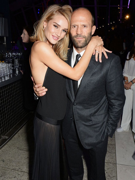 Rosie Huntington Jason Statham çifti bir anda şaştı kaldı! - Resim: 1