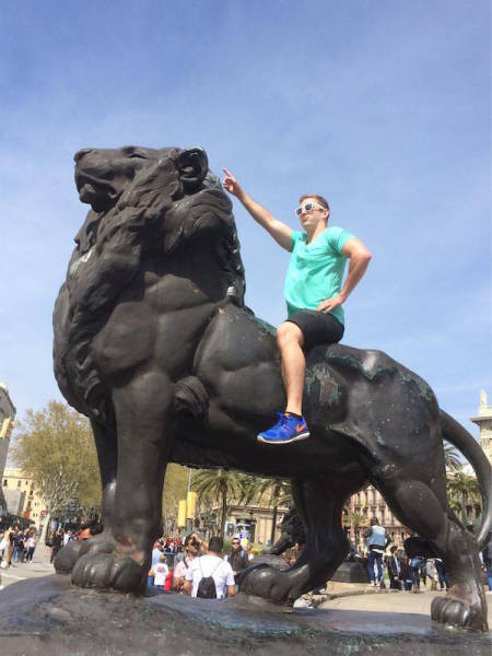 Nedir bu heykellerin insanlardan çektiği - Resim: 2