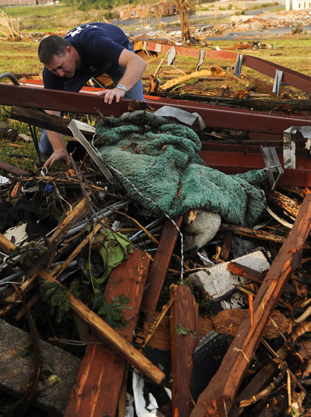 Dünya gündemi bu karelerle sarsıldı! - Resim: 1