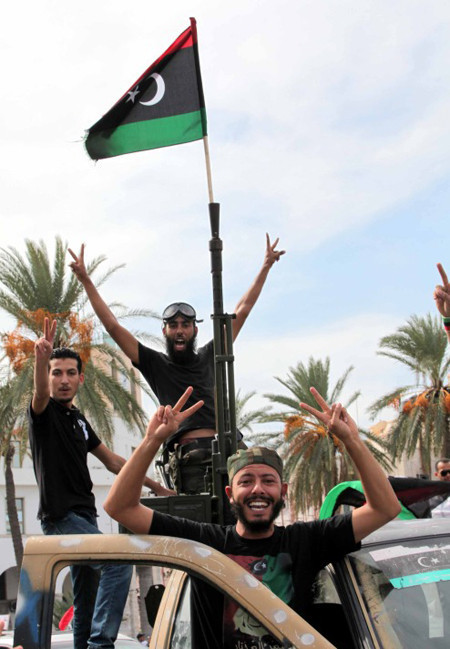 Kaddafi'nin ölümünü böyle kutladılar - Resim: 3