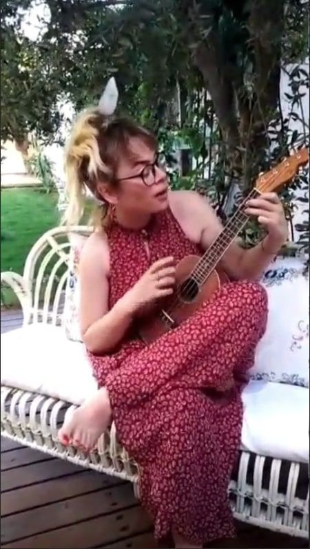 Demet Evgar arı botoksu oldu! Merdivenlerden de yuvarlanınca... - Resim: 4