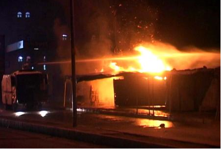 Cizre'de sokaklar savaş alanına döndü - Resim: 2