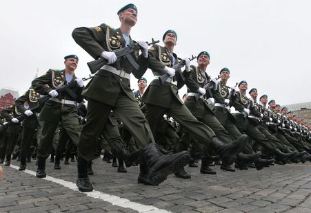 İşte Rusya'nın gövde gösterisi - Resim: 2