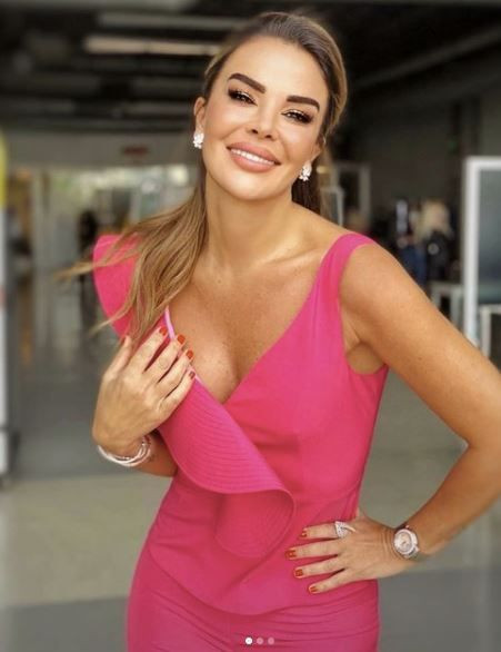 İvana Sert Özlem Yıldız ifşa oldu! Milyarlık bedava ürün toplamışlar! - Resim: 2