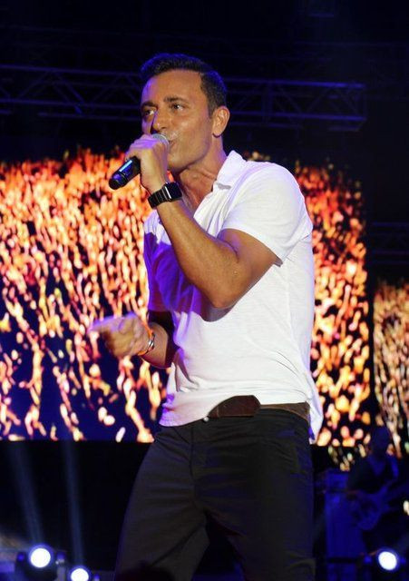 Mustafa Sandal'ın 'Beni Ağlatma' eserindeki iddiaları Defne Samyeli affetmedi! - Resim: 3