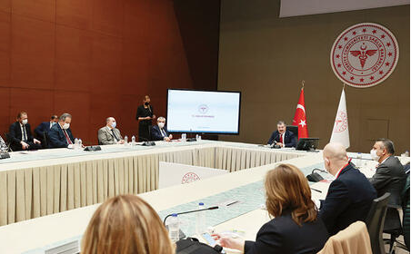 Ahmet Hakan'dan Bilim Kurulu'na: Millet açıklamalarınızı muazzam bir öfkeyle karşılıyor - Resim: 0