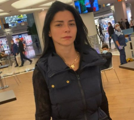 Merve Boluğur kanunları takmıyor! Yine maskesiz görüntülendi - Resim: 3