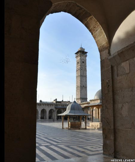 Tarihi Emevi camisi tanınmaz halde - Resim: 4