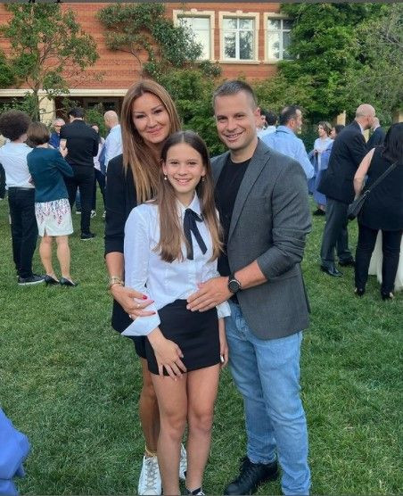 Pınar Altuğ ve Yağmur Atacan'ın kızı Su'ya bakın!  Boyu ve güzelliği ile büyüledi - Resim: 1